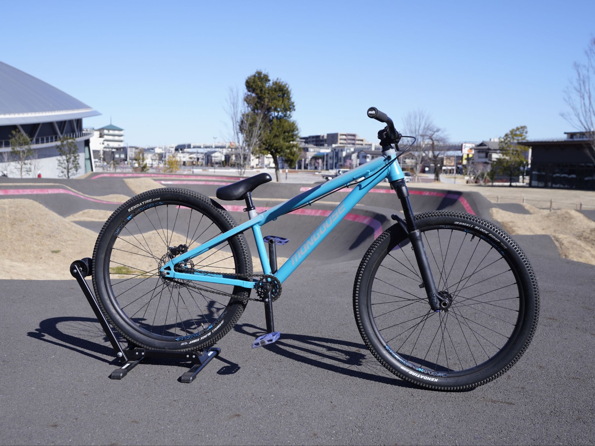 26インチ(MONGOOSE FIREBALL)