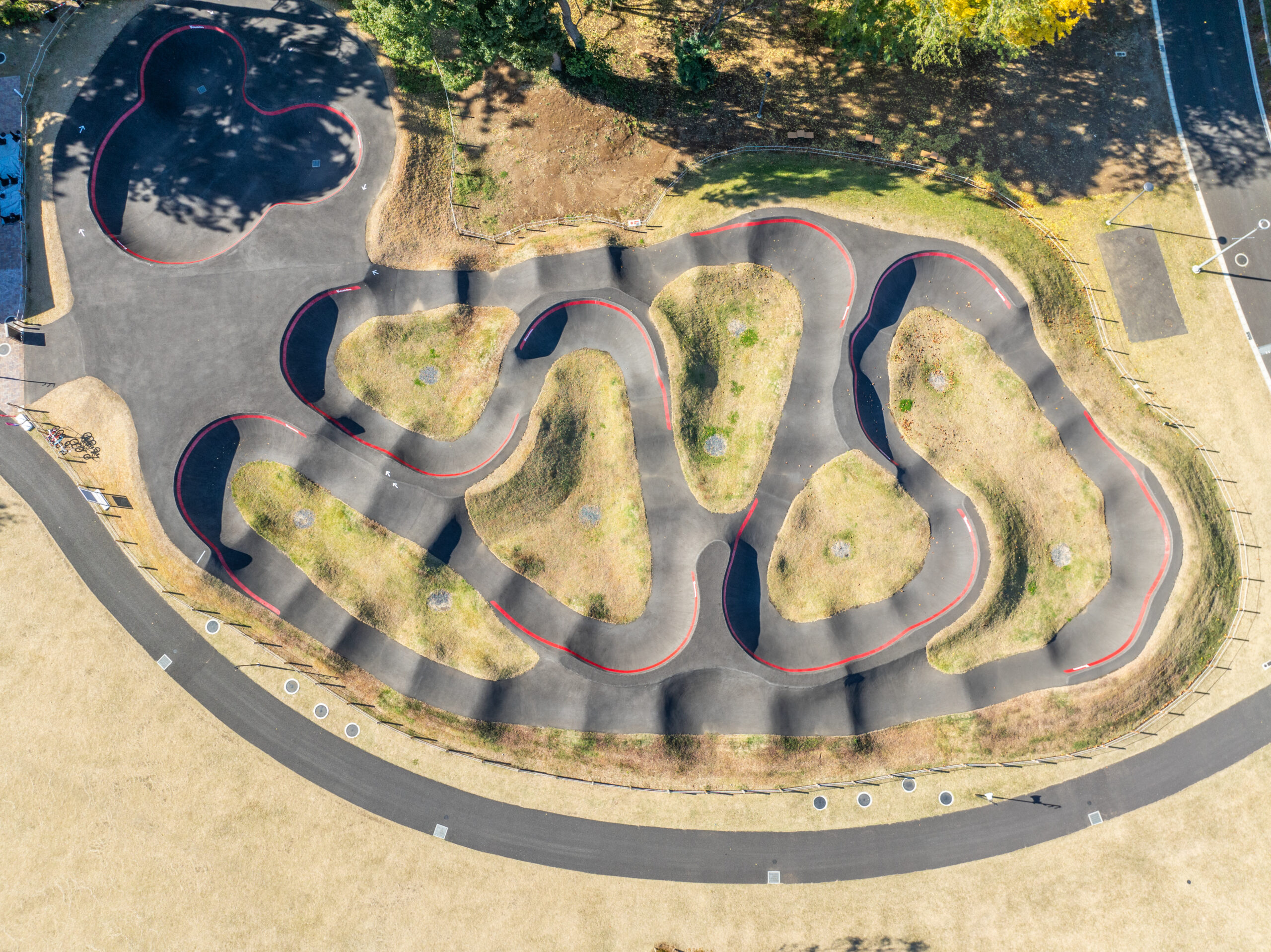 パンプトラック全景